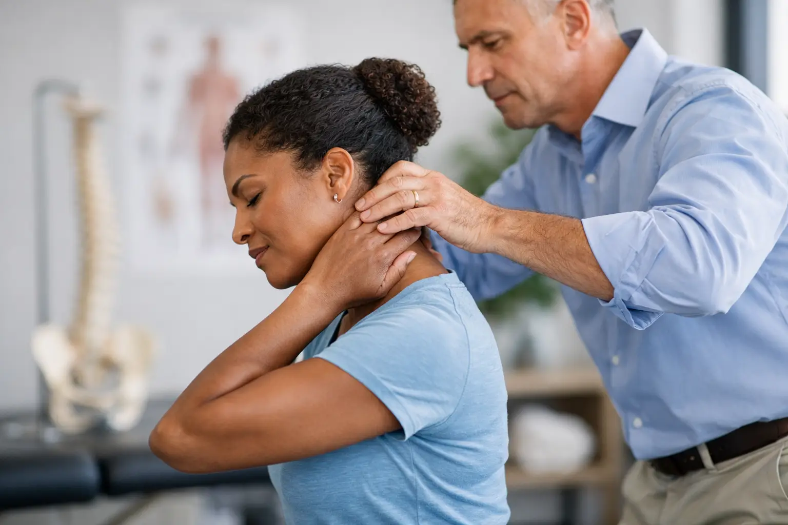 How to Manage Whiplash Stiffness After Injury